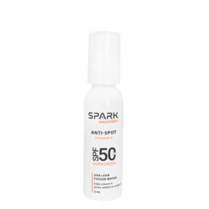 کرم ضد آفتاب بی‌رنگ دست و صورت و بدن اسپارک وودن SPF 50 مدل ویتامین E ‌مناسب برای انواع پوست حجم 50 میلی‌لیتر